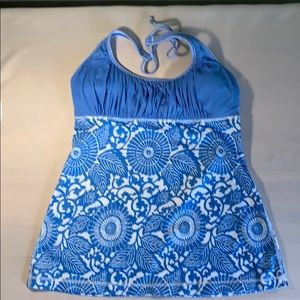 Lululemon halter, Size 10, Beachy blue and white
